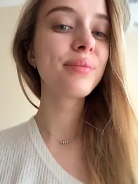 enjoy my beauty online show from 4, 4, 2026