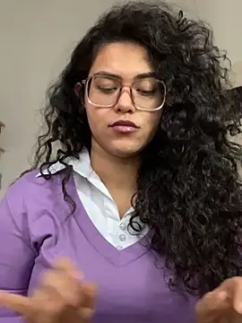 Curvydesifromgermany online show from 22, 1, 2025