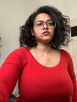 Curvydesifromgermany online show from 20, 3, 2025