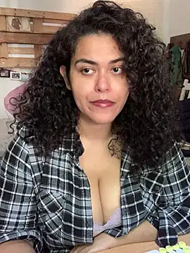 Curvydesifromgermany online show from 28, 7, 2026