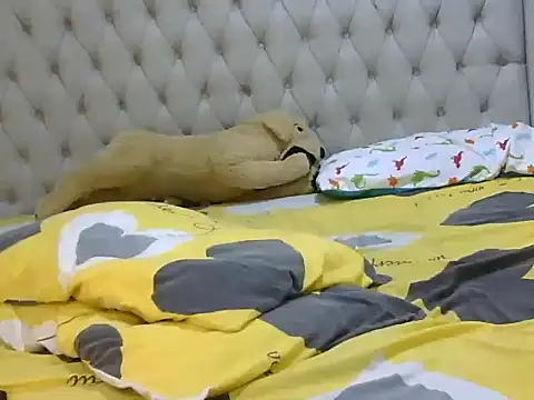 Curvy matilda online show from 3, 2, 2026