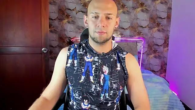 Snapshot of Damon_Bakert chatting on 30, 4, 2026 Damon Bakert online show from 30, 4, 2026