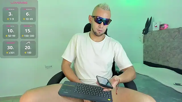 Damon Bakert online show from 22, 12, 2025