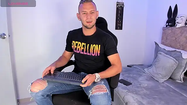 Damon Bakert online show from 1, 10, 2025