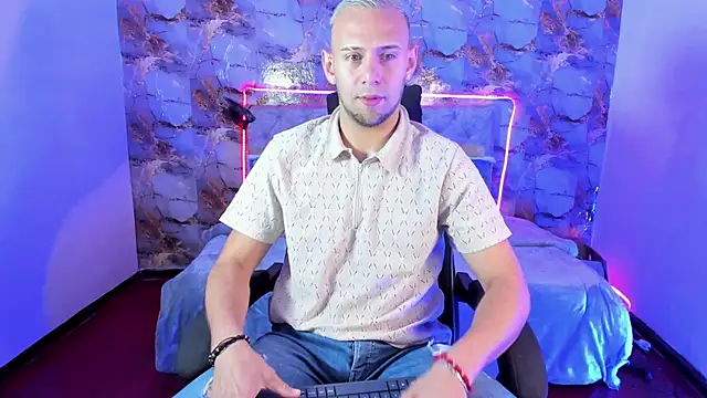 Snapshot of Damon_Bakert chatting on 16, 6, 2026 Damon Bakert online show from 16, 6, 2026