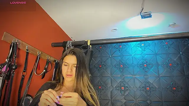 annavi  online show from 21, 3, 2026