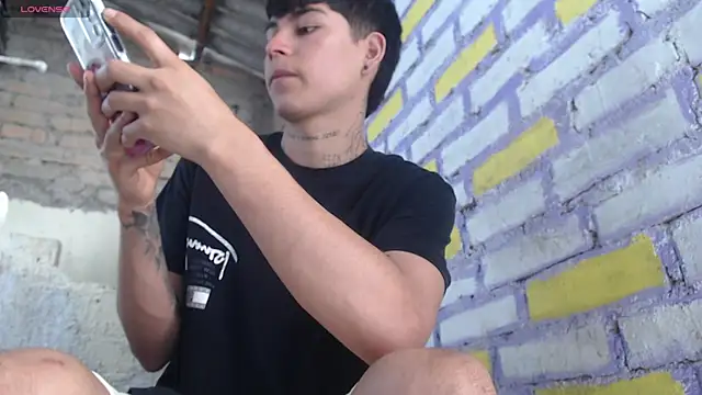 Lukas strong online show from 7, 11, 2025