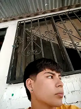 Lukas strong online show from 4, 10, 2025