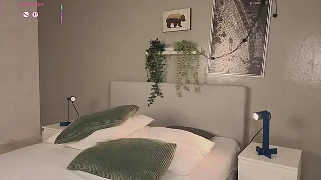 Ken-boy  online show from 7, 10, 2025