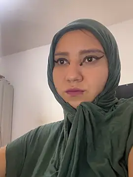 hannahayat online show from 10, 4, 2026