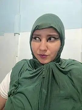 Snapshot of hannahayat chatting on 17, 7, 2026 hannahayat online show from 17, 7, 2026