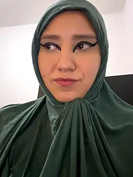 hannahayat online show from 2, 11, 2025