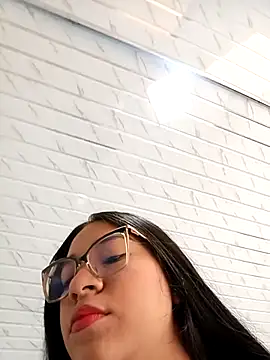 -VICKKY online show from 16, 10, 2025