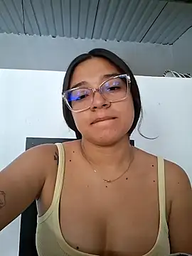 -VICKKY online show from 6, 3, 2026