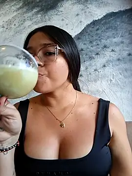 -VICKKY online show from 6, 5, 2026
