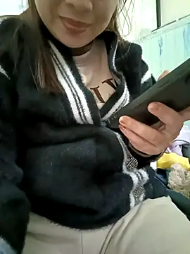 Snapshot of SexyAsian2k chatting on 3, 11, 2025 SexyAsian2k online show from 3, 11, 2025