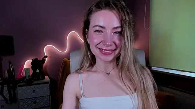 Snapshot of Mia_Tasty chatting on 21, 9, 2025 Mia Tasty online show from 21, 9, 2025