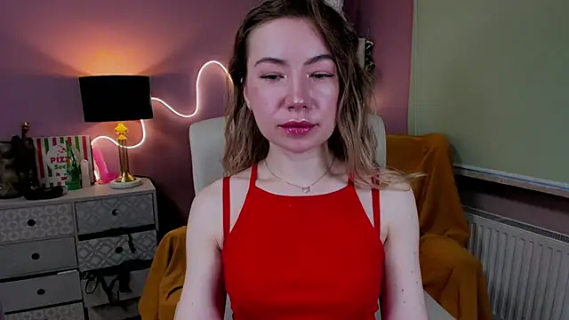 Snapshot of Mia_Tasty chatting on 3, 12, 2025 Mia Tasty online show from 3, 12, 2025