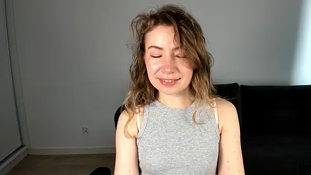 Mia Tasty online show from 12, 4, 2026