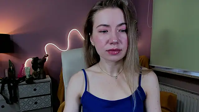 Snapshot of Mia_Tasty chatting on 24, 9, 2025 Mia Tasty online show from 24, 9, 2025