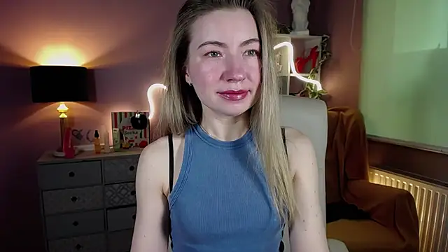 Snapshot of Mia_Tasty chatting on 23, 3, 2025 Mia Tasty online show from 23, 3, 2025