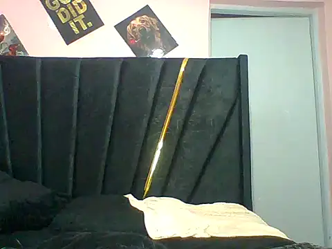 sweetcum online show from 8, 10, 2025