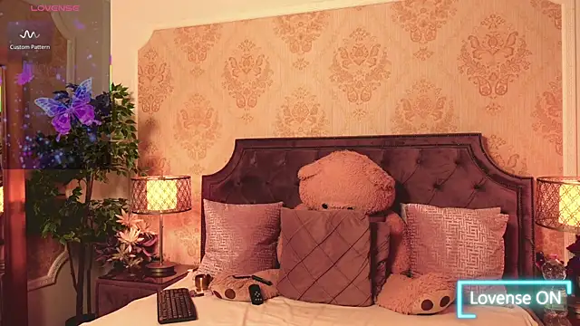 JaneDevine online show from 10, 9, 2025