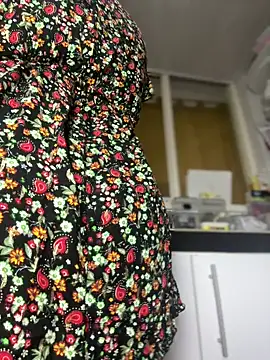 Emiily lee online show from 14, 9, 2025