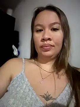 Snapshot of Emiily_lee chatting on 29, 6, 2026 Emiily lee online show from 29, 6, 2026