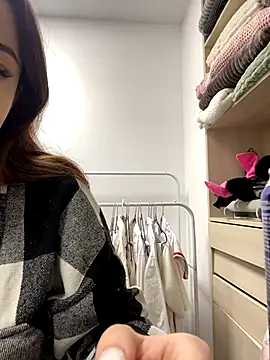 AnaWest online show from 14, 9, 2025