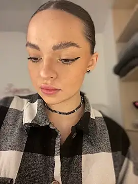 AnaWest online show from 7, 3, 2025