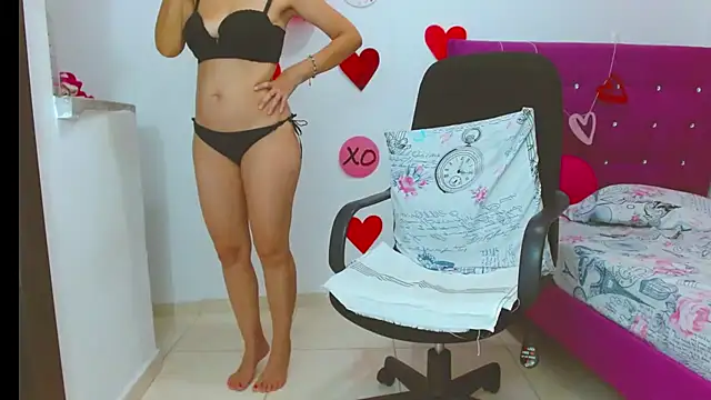 Snapshot of chantalsemenova1 chatting on 13, 2, 2026 chantalsemenova1 online show from 13, 2, 2026