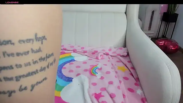 Snapshot of Emmapmg chatting on 18, 2, 2025 Emmapmg online show from 18, 2, 2025