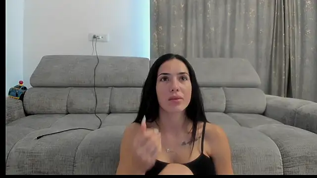 Snapshot of Emmapmg chatting on 16, 10, 2025 Emmapmg online show from 16, 10, 2025