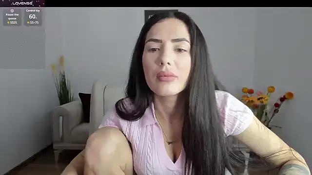 Snapshot of Emmapmg chatting on 10, 3, 2025 Emmapmg online show from 10, 3, 2025