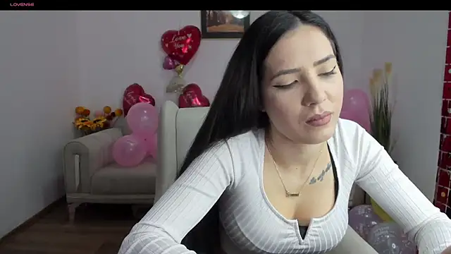 Snapshot of Emmapmg chatting on 10, 2, 2025 Emmapmg online show from 10, 2, 2025