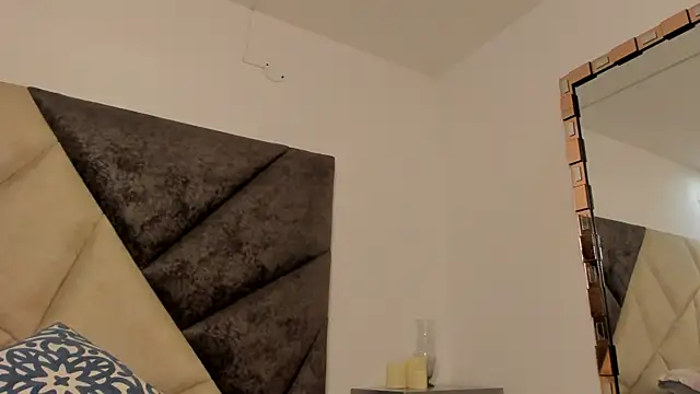 BonnieCute  online show from 14, 9, 2025