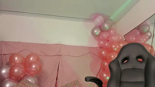 BonnieCute  online show from 12, 3, 2025