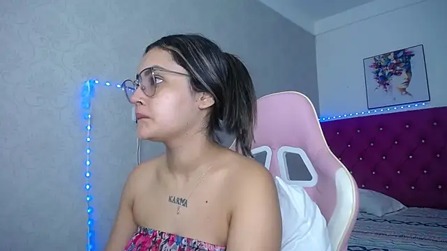 antonella sweetlittle online show from 7, 5, 2026
