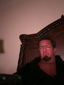 sluttydylan online show from 20, 2, 2026