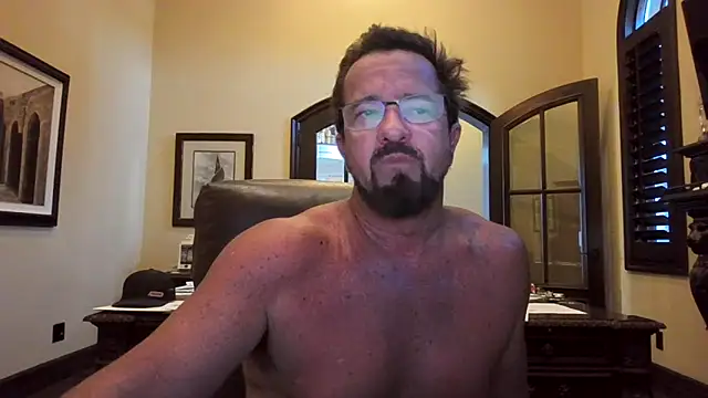 sluttydylan online show from 8, 9, 2025