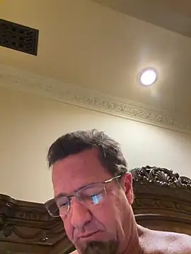 sluttydylan online show from 20, 12, 2025