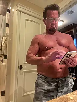 sluttydylan online show from 8, 5, 2026