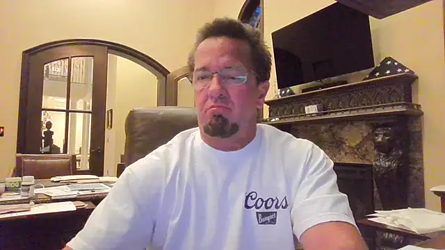 sluttydylan online show from 8, 5, 2026