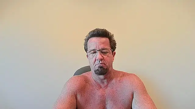 sluttydylan online show from 1, 12, 2025