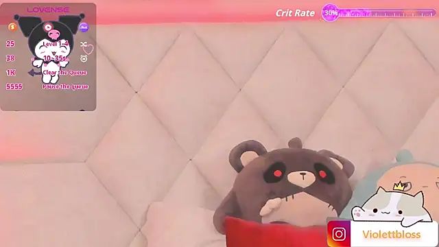 Snapshot of Violettbloss chatting on 17, 10, 2025 Violettbloss online show from 17, 10, 2025