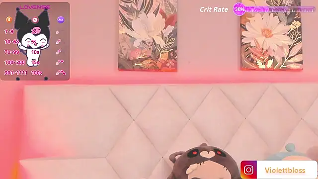 Snapshot of Violettbloss chatting on 6, 11, 2025 Violettbloss online show from 6, 11, 2025