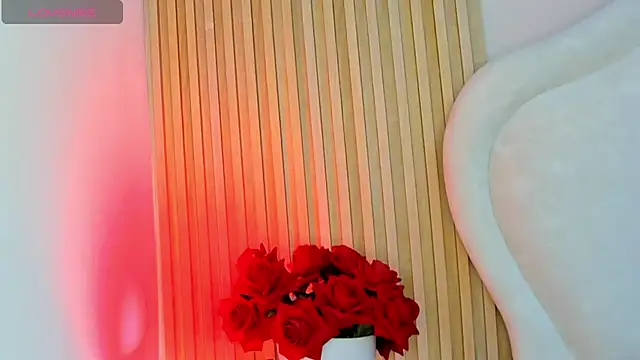 Snapshot of Violettbloss chatting on 16, 9, 2025 Violettbloss online show from 16, 9, 2025