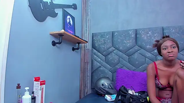 dalilaqueen online show from 30, 10, 2025