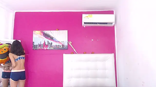 Snapshot of nextdoor_fantasy1 chatting on 6, 11, 2025 nextdoor fantasy1 online show from 6, 11, 2025